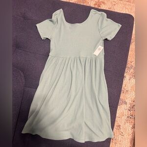 NWT Green Old Navy stretchy green dress for girls size large